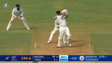 IND vs NZ 2024, 3rd Test: Daryl Mitchell Six