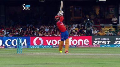 M44: RCB vs GL – Dinesh Karthik Wicket