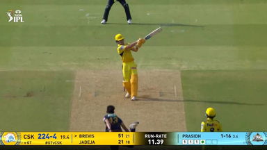 IPL 2025 M67: GT vs CSK - Dewald Brevis Six