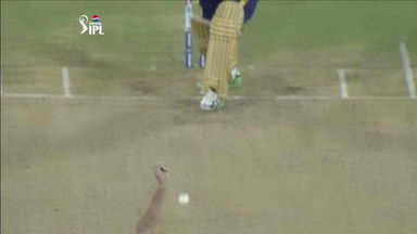 M44: DD vs KKR – Yusuf Pathan Wicket