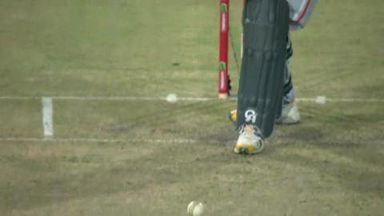 Q2: AUK vs SIA - Wickets