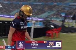 Wicket: Match 18, UP Warriorz vs Royal Challengers Bengaluru, WPL 2025: Ellyse Perry Wicket