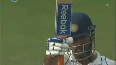 India v SA - 2010, 2nd Test - Captain Dhoni leads from the front