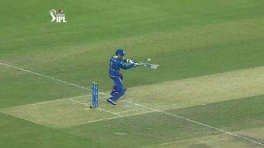 M13: CSK vs MI –  Harbhajan Singh Wicket
