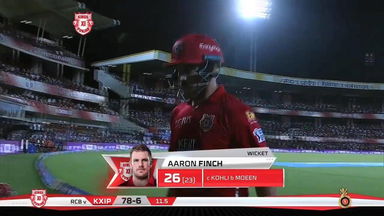 M48: KXIP vs RCB – Aaron Finch Wicket