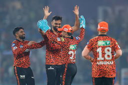 Timber strike! Unadkat outsmarts Narine