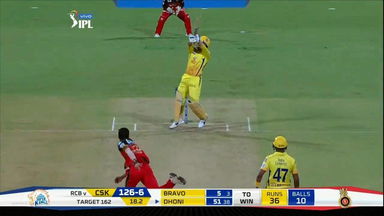 M39: RCB vs CSK – MS Dhoni Six