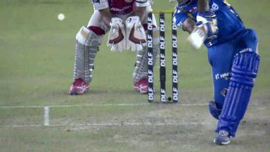 Match 33 KXIP vs MI – Rayudu's 2nd Six
