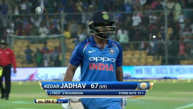 IND vs AUS 2017, 4th ODI: Kedar Jadhav Wicket