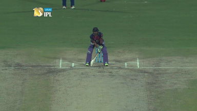 Manoj Tiwary keeps Zaheer Khan guessing with his open stance