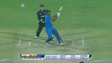 IND vs NZ 2016, 2nd ODI: Kedar Jadhav Six