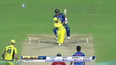 IND vs AUS 2017, 2nd ODI: Glenn Maxwell Six