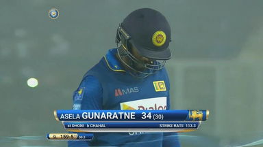IND vs SL 2017, 2nd ODI: Asela Gunaratne Wicket