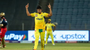 3 in one over & 3 in total - Theekshana's magic spell giving away just 27 runs