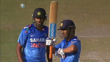 Ind vs Aus - 2013: MS Dhoni muscles his way to 139*