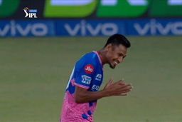 Mustafizur Rahman's economical 3/20