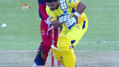 M7: CSK vs LIO – Vijay lbw b Phangiso