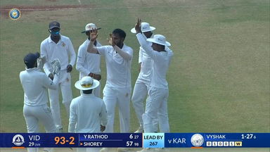 Ranji Trophy 2023/24, Vidarbha vs Karnataka, QF 1: Vijaykumar Vyshak shines with 4/81