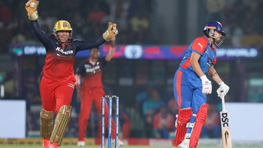 Superb reflexes & anticipation: Richa Ghosh's brilliant catch