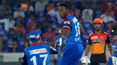 M30: SRH vs DC – Fall of Wickets