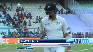 India VS NZ 2016, 2nd Test day 2 - Matt Henry Wicket