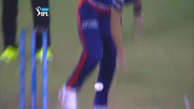 M56: DD vs RCB – Chris Gayle Wicket