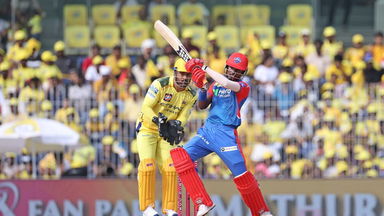 Abishek Porel provides impetus with 33(20)