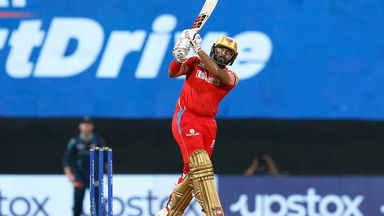 Shikhar and Rajapaksa smash 3 boundaries against Sangwan