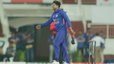 Bamboozled - Kuldeep cleans up Dasun Shanaka