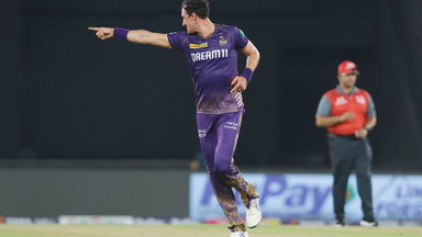 Starc on Fire: Dismisses Nitish, Shahbaz off consecutive balls