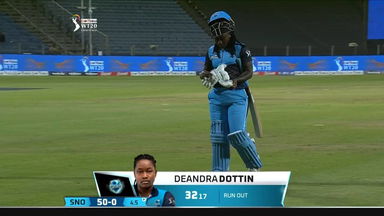 M01: Trailblazers vs Supernovas – Deandra Dottin Wicket
