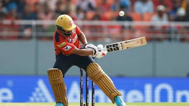Dexterity! Prabhsimran at his innovative best against pace