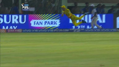 Flying Faf saves a SIX