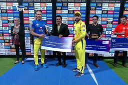 M39: RCB vs CSK – VIVO Perfect Catch of the Match – Faf du Plessis & Dhruv Shorey