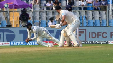 Fast and Sharp: Captain Rohit Sharma's excellent catch to dismiss Mitchell