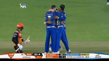 M19: SRH vs MI – Fall of Wickets