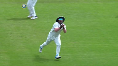 Tag-team catch, ft. Hardik Tamore & Sarfaraz Khan