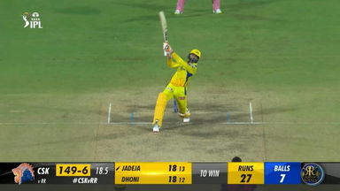 M17: CSK vs RR – Ravindra Jadeja Six