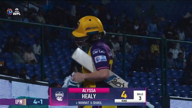 M18 - GG vs UPW: Alyssa Healy Wicket