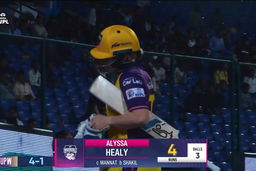 M18 - GG vs UPW: Alyssa Healy Wicket