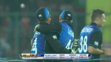 IND vs NZ 2016, 2nd ODI: Jasprit Bumrah Wicket
