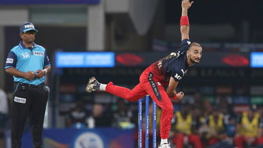 RCB go with the DRS - KL Rahul OUT