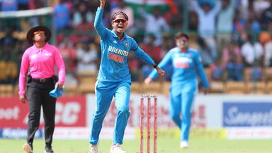 Change of angle works! Shreyanka gets big wicket of Kapp