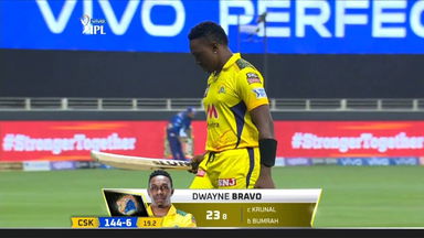M30: CSK vs MI – Dwayne Bravo Wicket