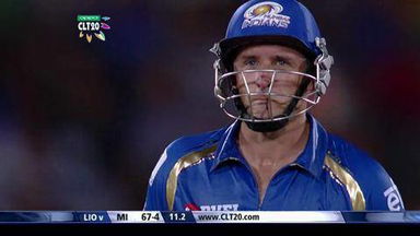 Q2: MI vs LIO –  Michael Hussey Wicket