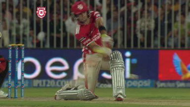 M9: KXIP vs SRH –  Glenn Maxwell Six