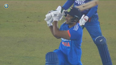 Smashed! Dube breaks the shackles with massive maximum