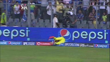M33: MI vs CSK– Francois du Plessis Superb Fielding