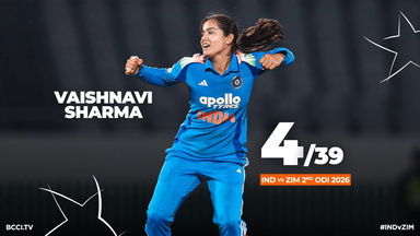 Vaishnavi Sharma’s destructive 4/39