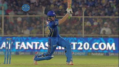 M18: RR vs KXIP – Maxwell takes a stunner to dismiss Faulkner
